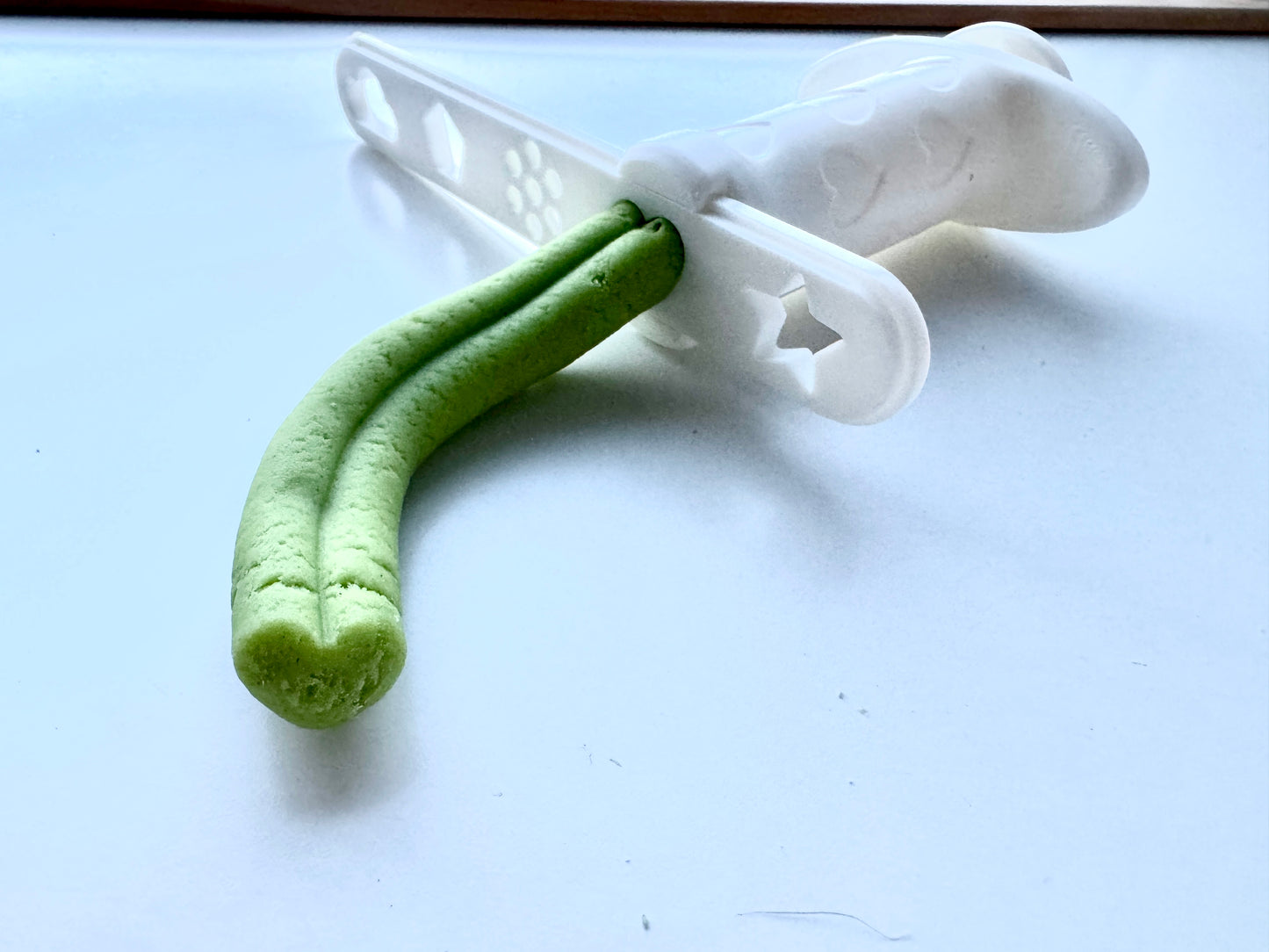 Voolimismassi mustripress